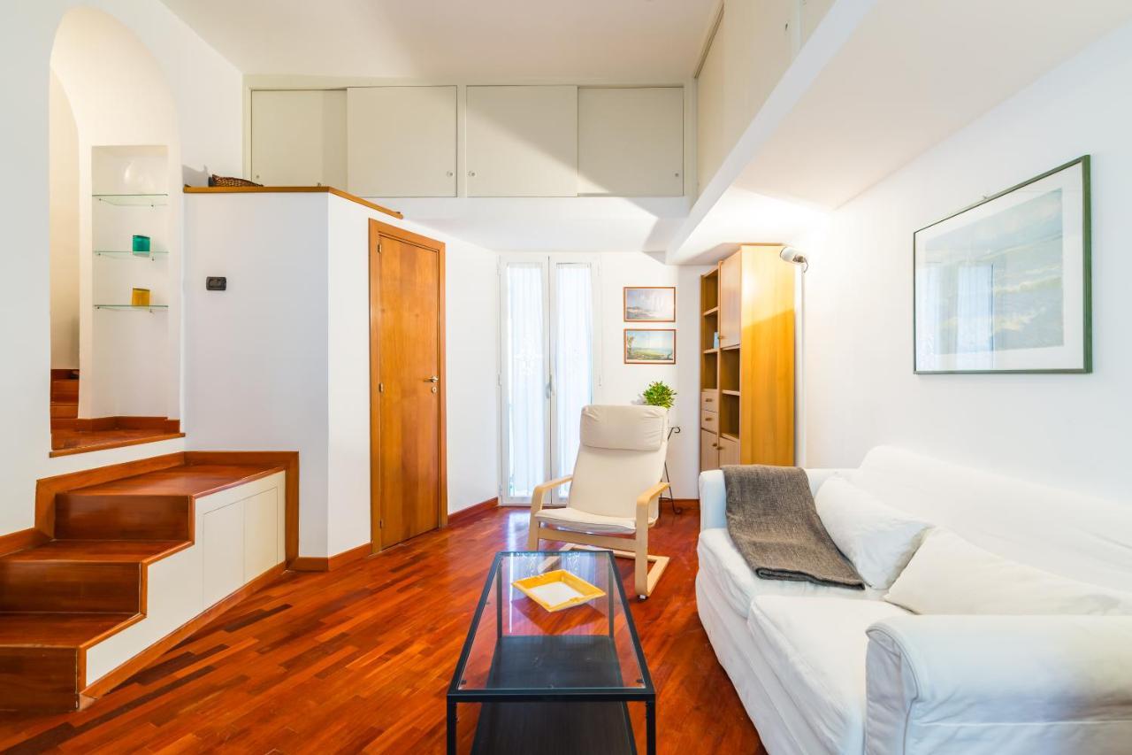 Parthenope'S Eye On The Seafront By Napoliapartments Exteriér fotografie