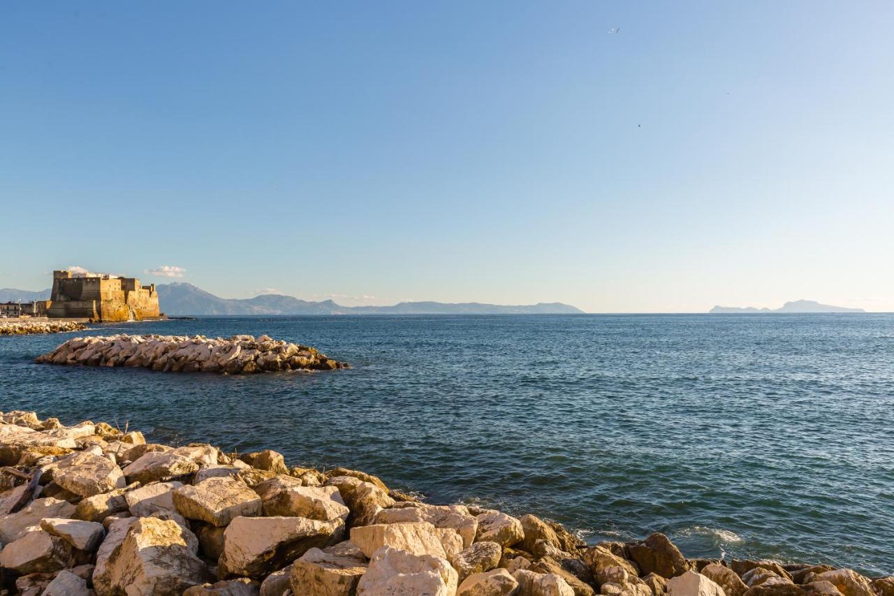 Parthenope'S Eye On The Seafront By Napoliapartments Exteriér fotografie